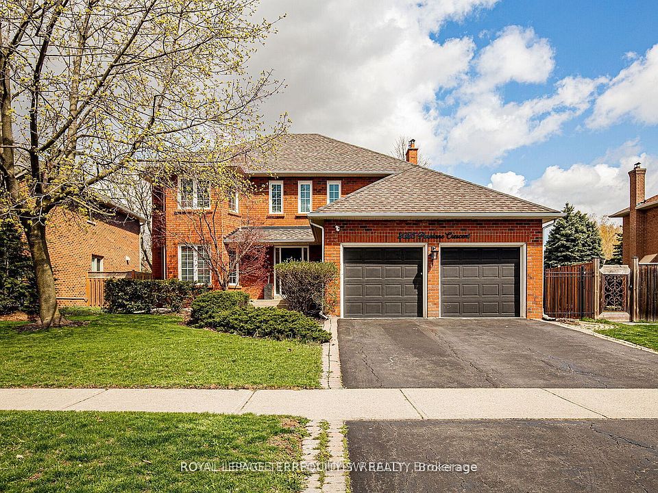 1st image of 2025 Parklane Cres