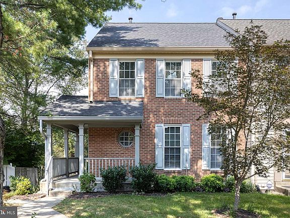 2nd image of 1320 Travis View Ct