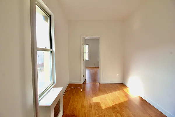 Rented by True Real Estate Group | media 6