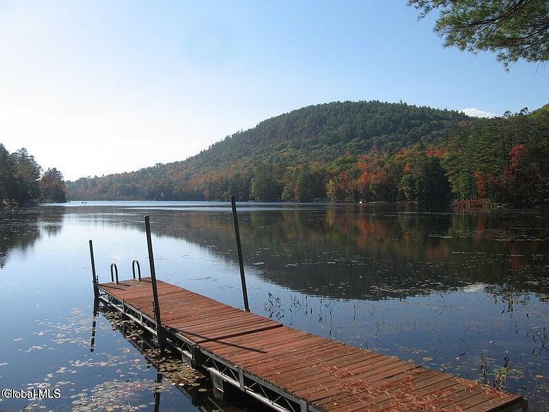 2nd image of 386 Beaver Pond Road