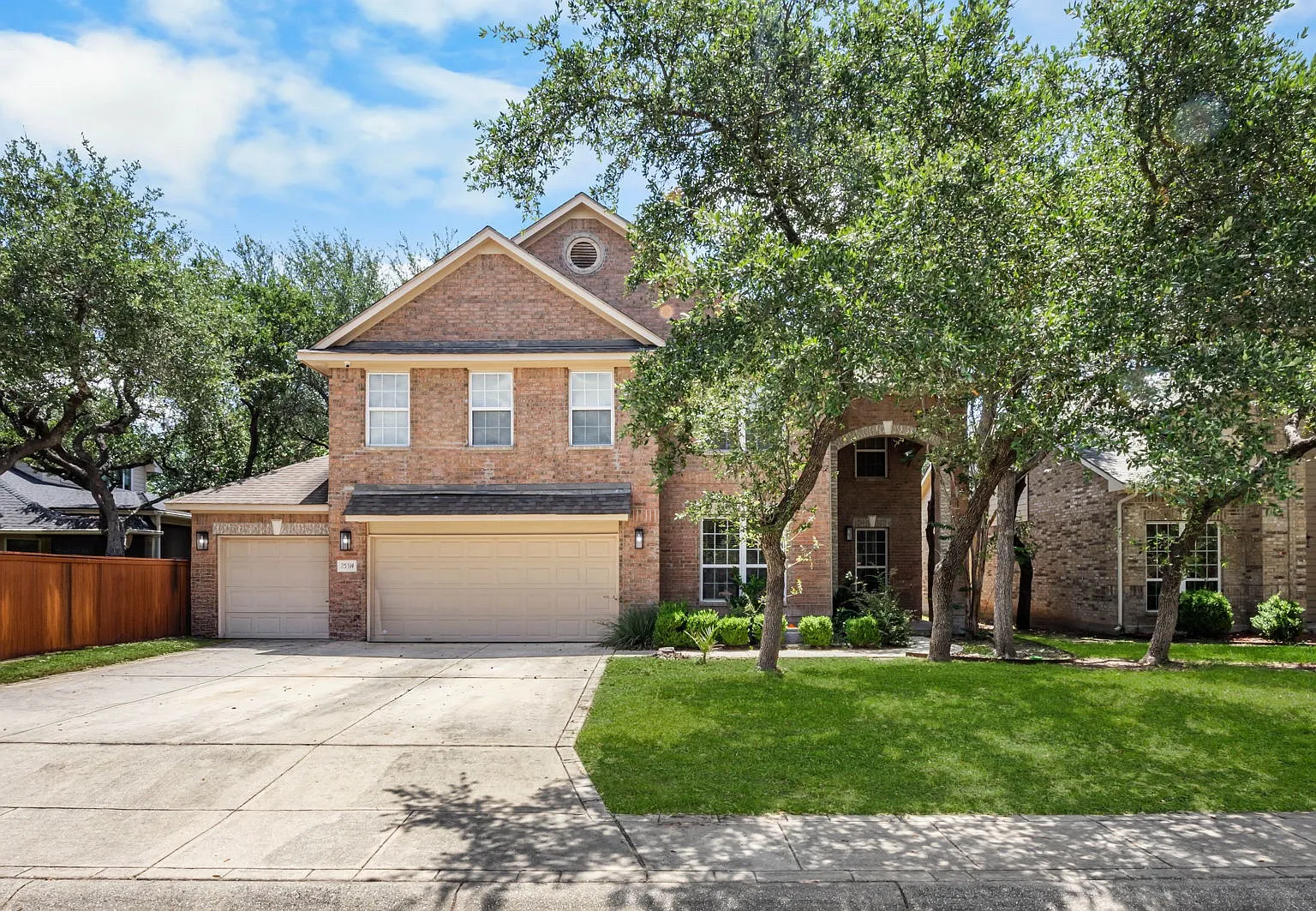 4 bed, 3.5 bath, 3501 sqft, $3,800 — Photo 1