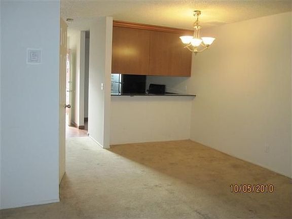 3rd image of 7321 Starward Dr APT 30