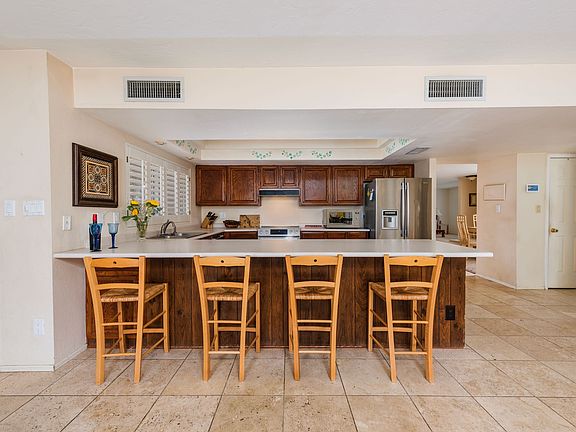 4th image of 7024 N 79th St