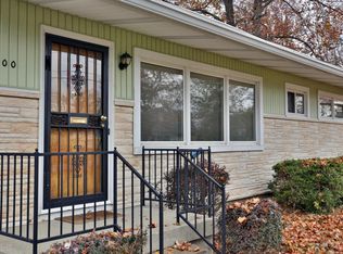 400 W Southside Ct, Louisville, KY 40214