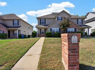 2900-2902 Fairway Hamlet Ct, Fort Smith, AR 72908
