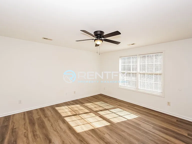 1110 Mason St — Photo 4
