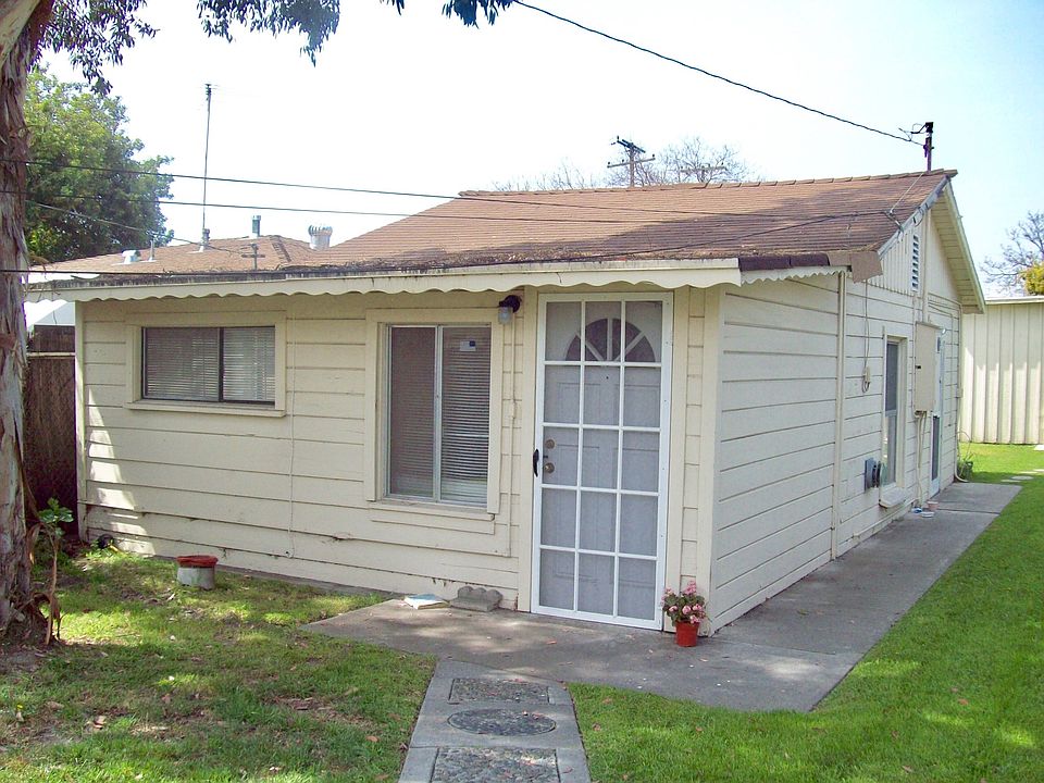 1st image of 8781 Hoffman St