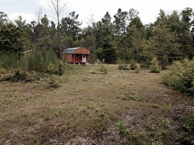 2nd image of 202 Cherrywood Ct