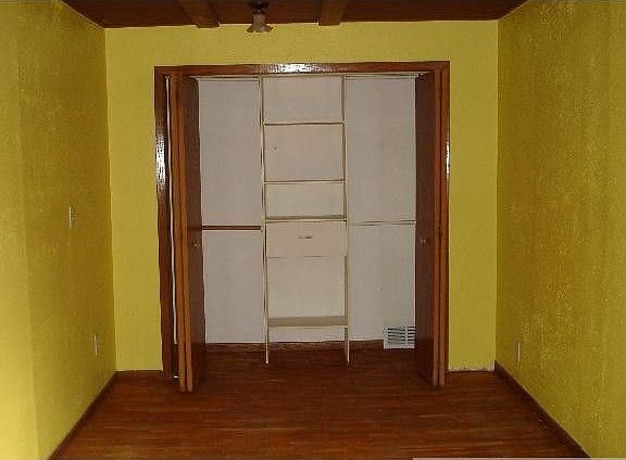 5th image of 2251 Oakwood Dr