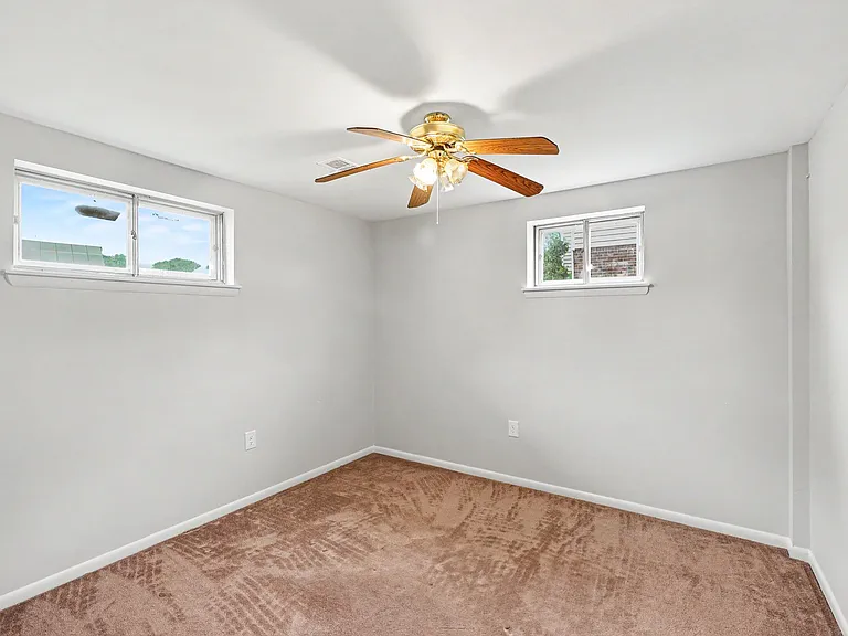 7014 Dower House Rd — Photo 5