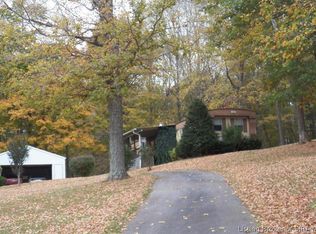 601 E Sinking Creek Rd, Hardinsburg, IN 47125