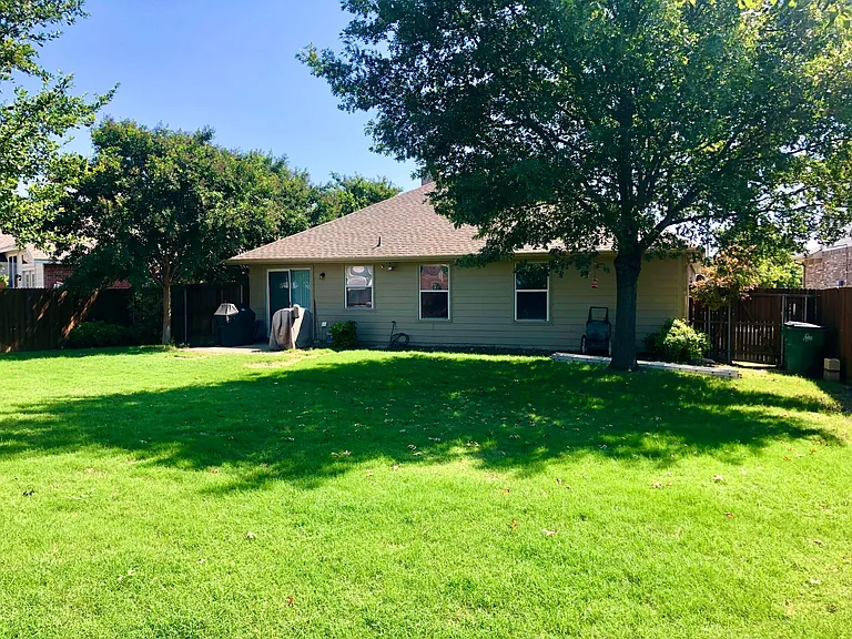 9220 Lenox Dr — Photo 5