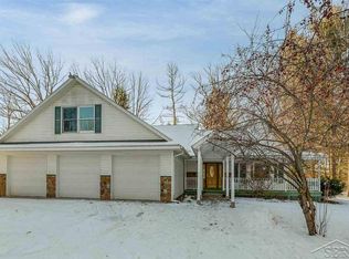 4641 Daisy Dr, Beaverton, MI 48612