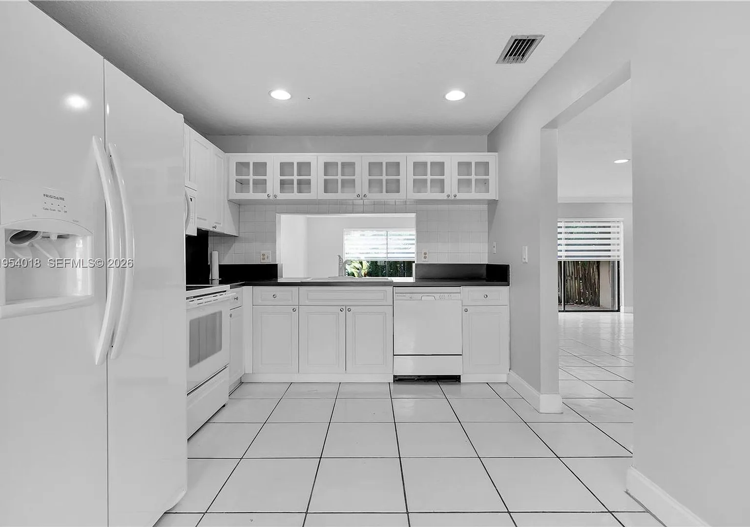 11668 SW 91st Terrace 11668, Miami, FL 33176 — Photo 3
