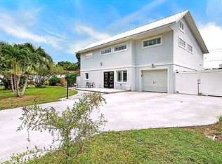 1790 Ezelle Ave, Largo, FL 33770