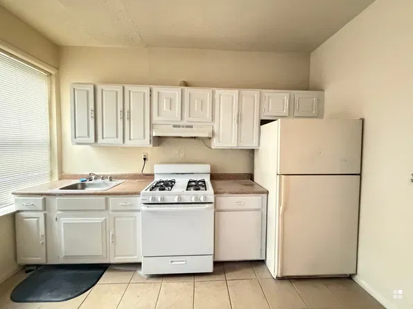 58 Downing St APT 23, Newark, NJ 07105