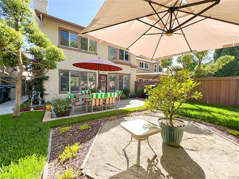 11144 Corsica Ct — Photo 43