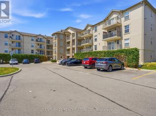 1480 Bishops Gate #203, Oakville, ON L6M4N4