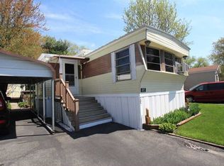 207 Cardinal Dr, Jeannette, PA 15644