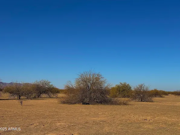 5225 N YAVAPAI Drive #14, Eloy, AZ 85131