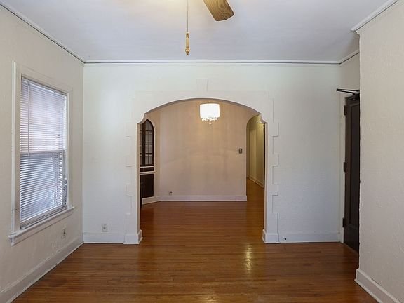 4th image of 3508 Dupont Ave S APT 3