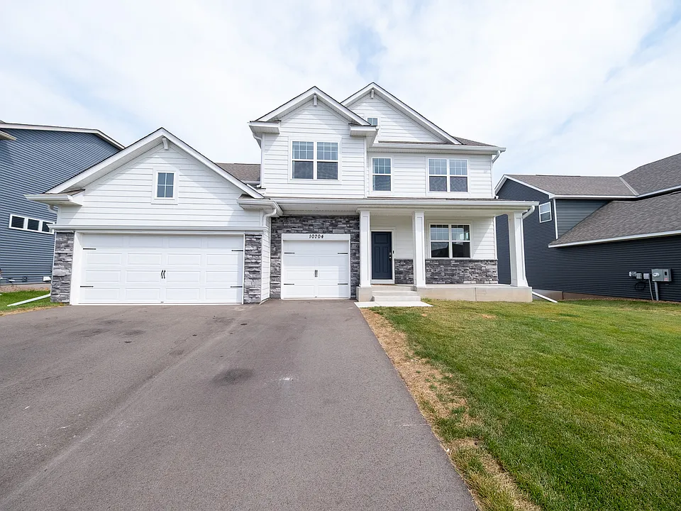 10704 Bent Pine Ln