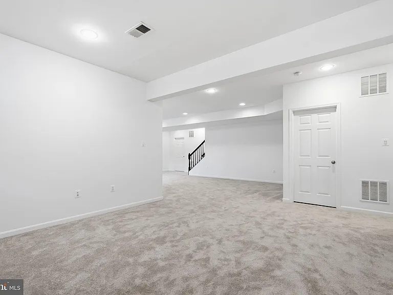 42222 Cameron Parish Dr — Photo 46