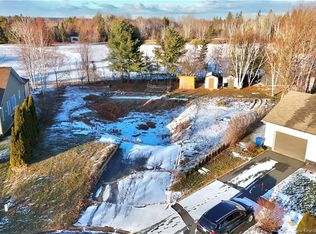 980 Westmount Ct, Bathurst, NB E2A 4V9