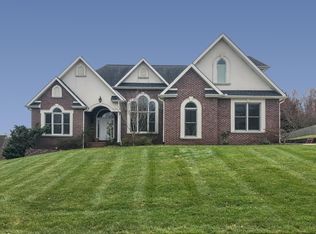 20 Raintree Xing, Oak Ridge, TN 37830