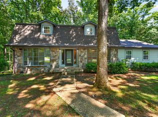 466 Willow Oak Dr, Winchester, TN 37398