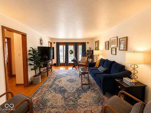 5th image of 3024 Saint Charles St