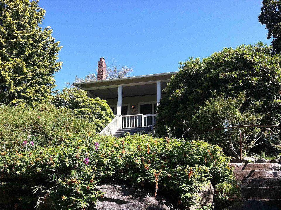 2nd image of 1770 NE 62nd St