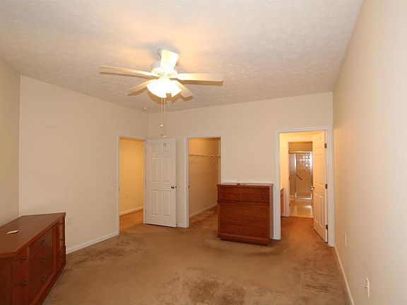 4th image of 7601B Mansion Cir