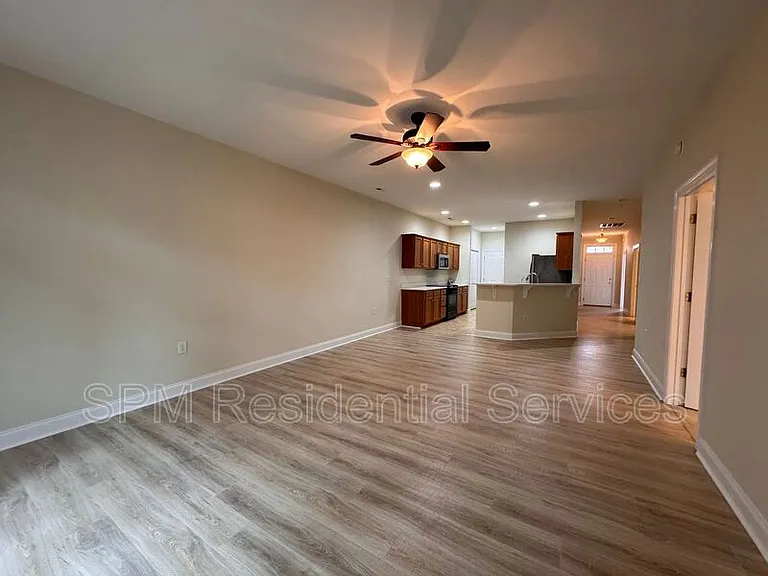 4534 Regent Dr — Photo 9