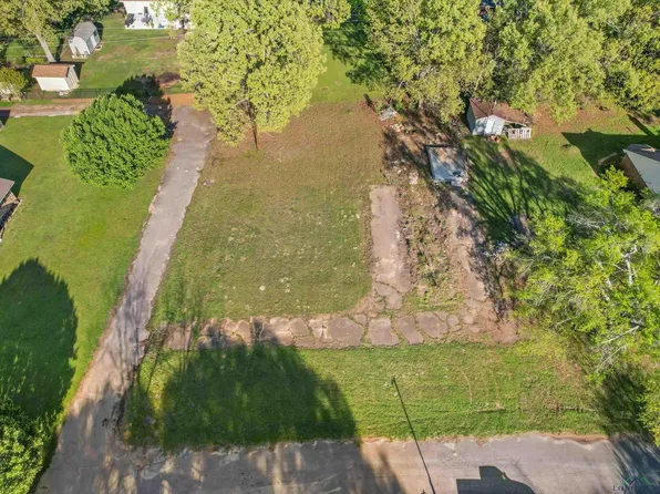 Cedar St, Gilmer, TX 75645