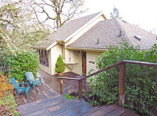 1745 Fircrest Dr, Eugene, OR 97403