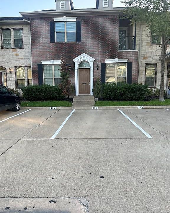 1st image of 115 Forest Dr