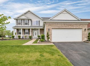 1403 Aster Trl, Woodstock, IL 60098