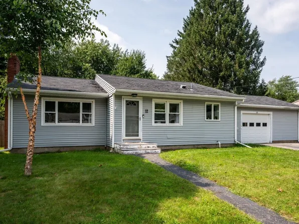 12 Bonnie Drive, Exeter, NH 03833