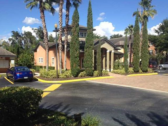 3rd image of 6055 Westgate Dr APT 524
