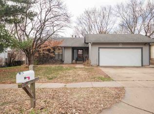 225 Centennial Rd, Mulvane, KS 67110