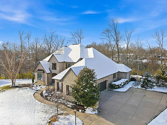3rd image of 6393 Birch Creek Dr