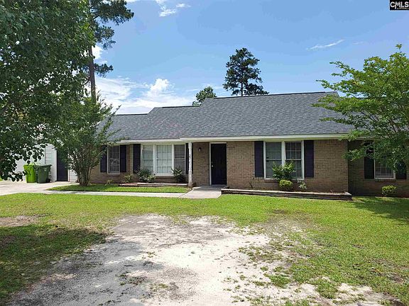 3rd image of 225 Colchester Dr