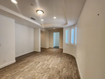 1160 Brighton Way — Photo 1