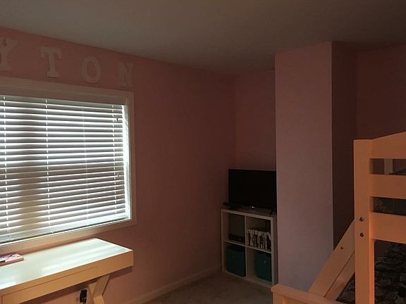 5th image of 2665 Rolling Meadows Dr
