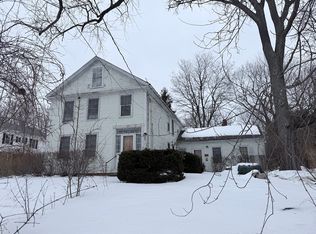 47 Elm St, North Brookfield, MA 01535