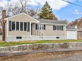 9 Woodrow Ter, Lynn, MA 01904