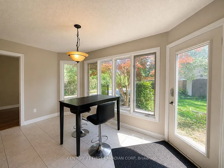 179 Sunnyside Dr — Photo 8