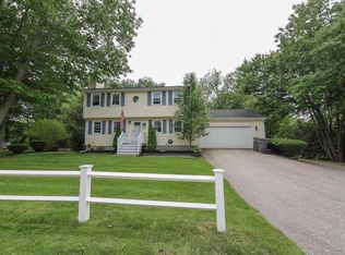 1 Donovan Dr, Derry, NH 03038