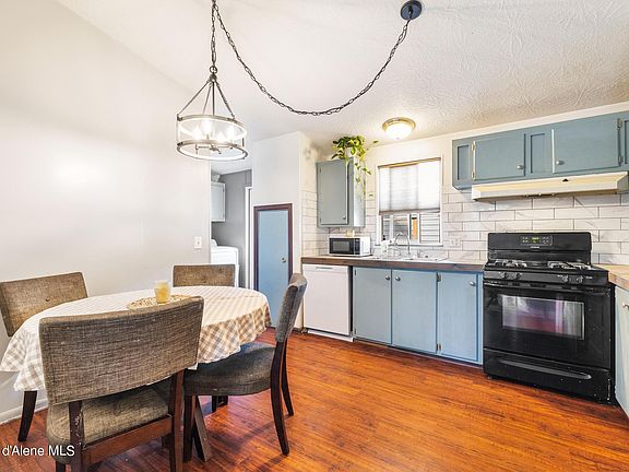 5th image of 1610 W Iron Horse Cir